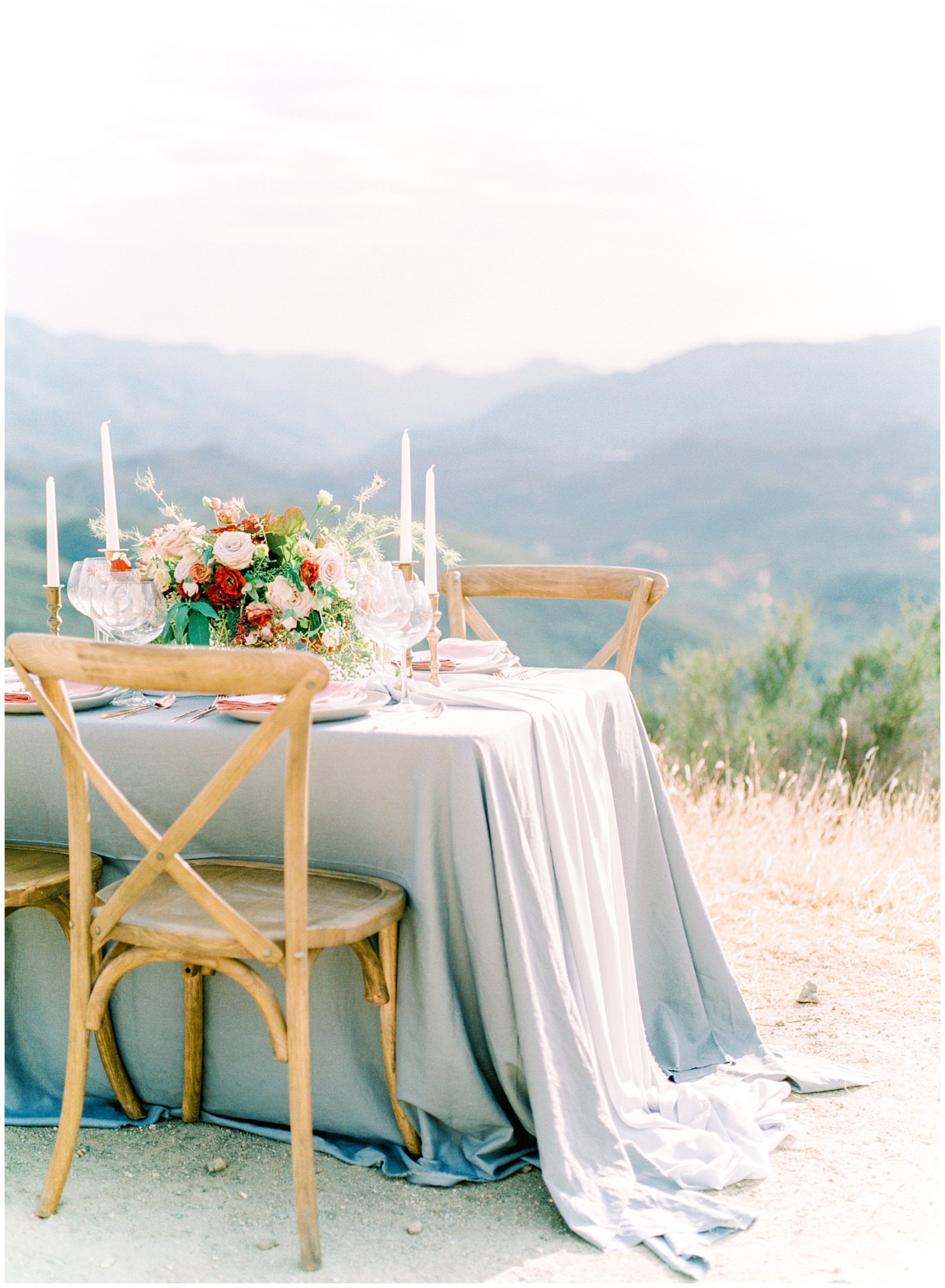 gorgeous tablescape on the side of the road