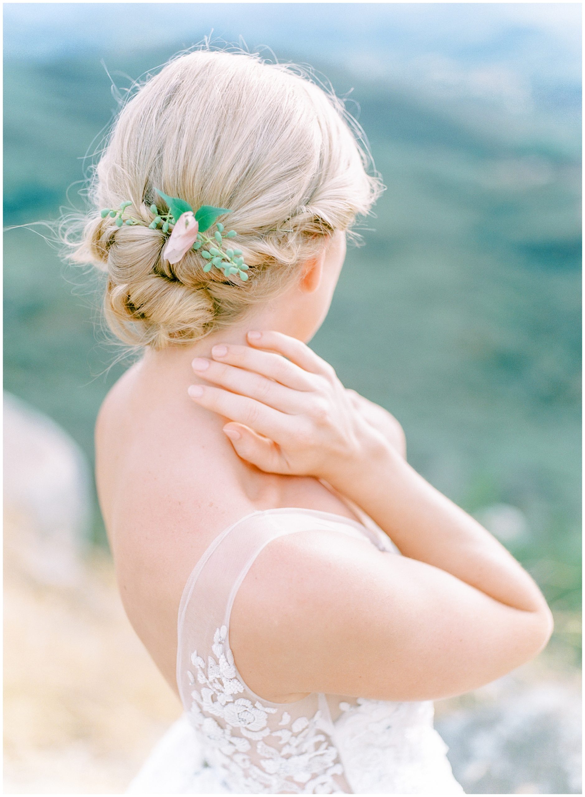 bridal portrait from the back 